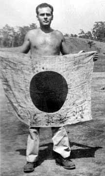 TSgtMLAllan1943 WWII Kilroy Was Here Korean